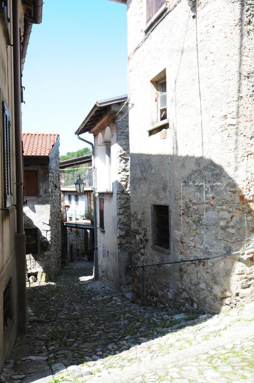 Locanda Del Pittore Arcumeggia Exterior foto